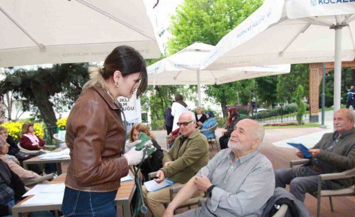 Koca çınarlar sağlıklı yaş alıyor