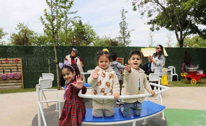 Küçükçekmece Belediyesi Bi’Mola Engelsiz Yaşam Merkezi’nde Bahar Şenliği düzenledi