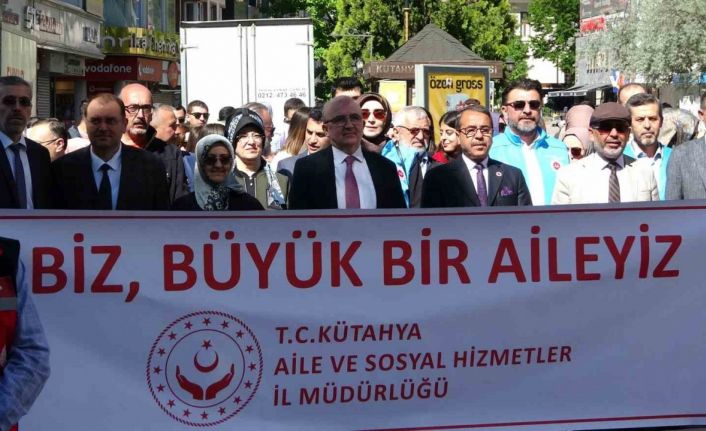 Kütahya’da "Büyük Aile Yürüyüşü" düzenlendi