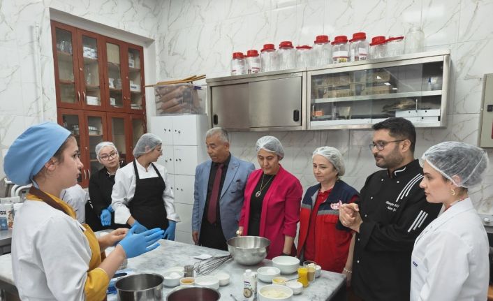 Lise öğrencilerinden ‘çölyak’ farkındalığı