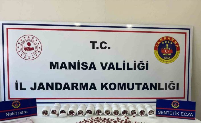 Manisa’da 2 bin 415 adet uyuşturucu hap ele geçirildi