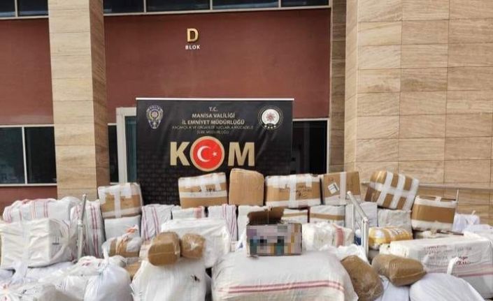 Manisa’da 2 ton kaçak tütün ele geçirildi