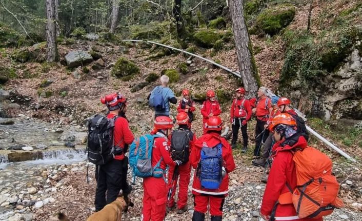 Mantar toplamaya gidip kaybolan dağcıyı arama çalışmaları 6 gündür devam ediyor