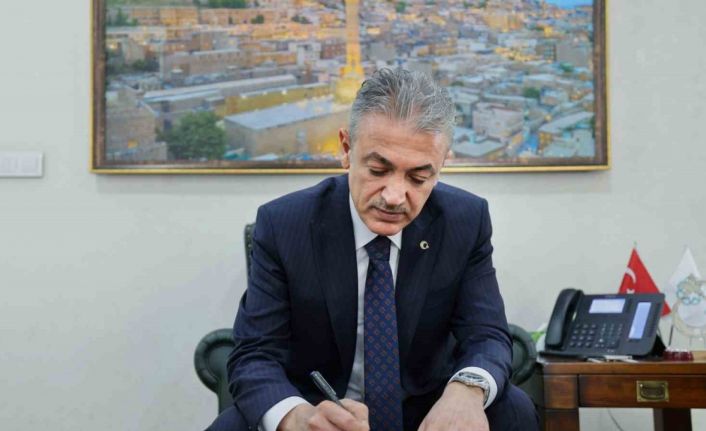 Mardin Valisi kurban vekaletini Gazze’ye ulaştırılmak üzere TDV ‘ye verdi