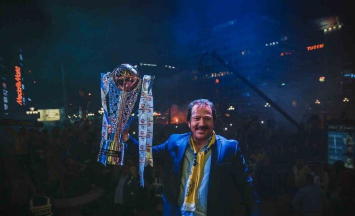 Mehmet Yiğiner’e Ankaragücü’nden "Onursal Başkanlık" ünvanı