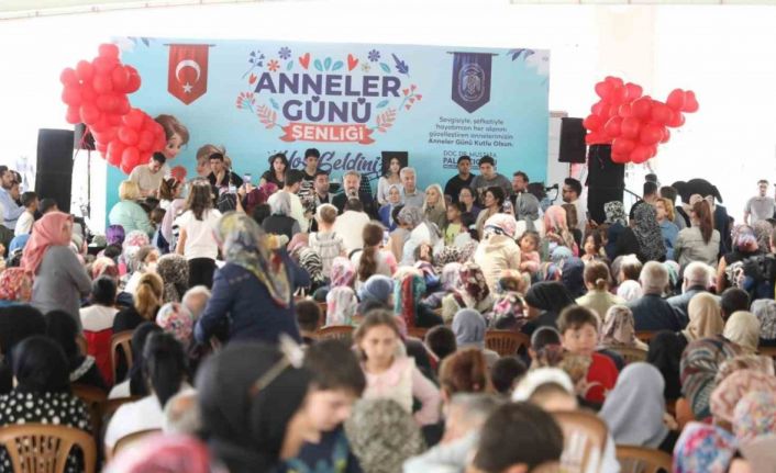 Melikgazi Belediyesi, Anneler Günü Şenliği ile gönüllere dokundu