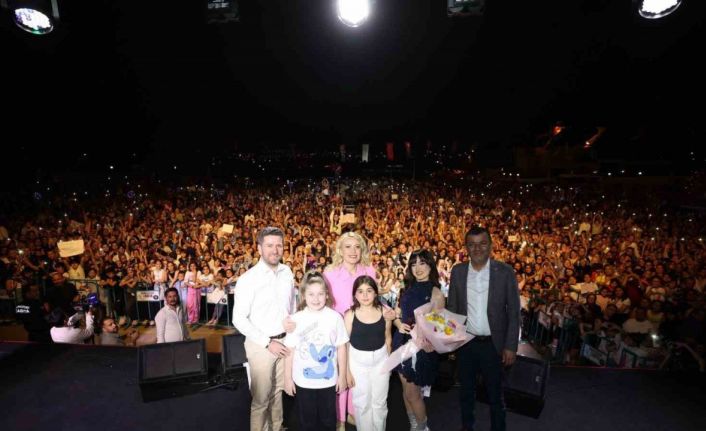 Melis Fis Merkezefendi’de çocuk ve gençleri coşturdu