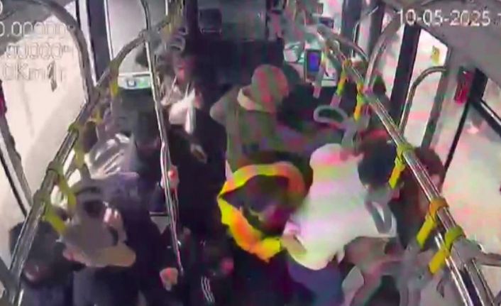 Metrobüs kazasının yeni görüntüleri ortaya çıktı