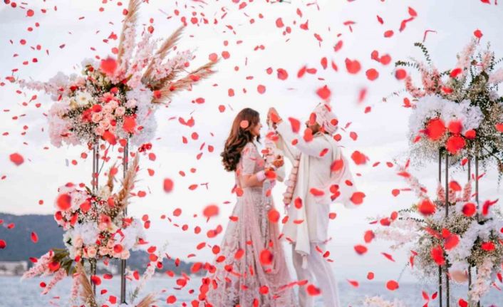 Milyon dolarlık düğün organizasyonlarına iptal