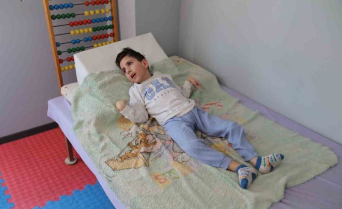 Milyonda bir görülen hastalık Eskişehirli çocuğunun hayatını kararttı