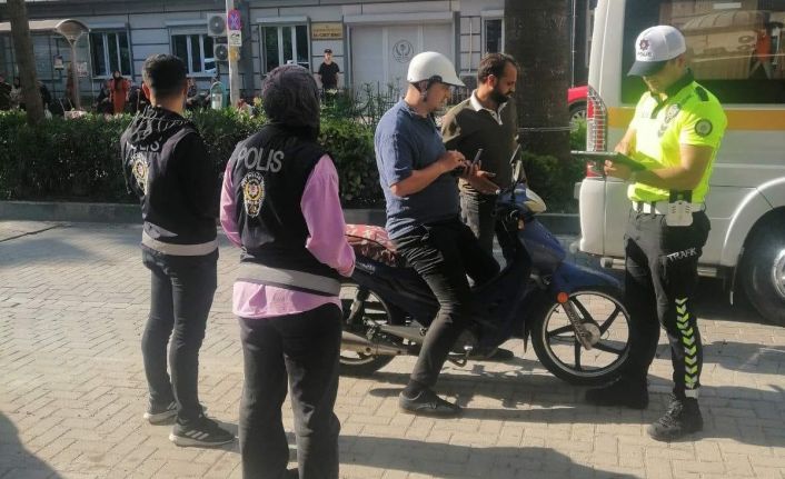 Motosikletlilere ceza yağdı