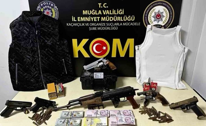 Muğla’da Özel Harekat ekiplerinden Drone destekli lüks villaya operasyon