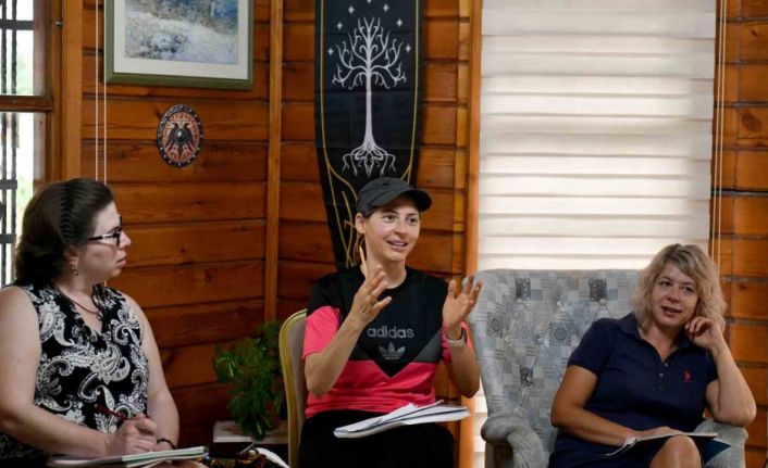 Muratpaşa’dan yabancılara Türkçe Konuşma Kulübü