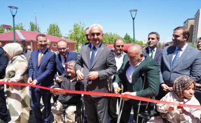 Muş’ta engellilere yönelik iki mesleki kursun açılışı yapıldı