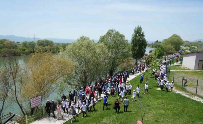Muş’ta gençlik şöleni: Doğa yürüyüşü ve etkinliklerle 19 Mayıs kutlandı