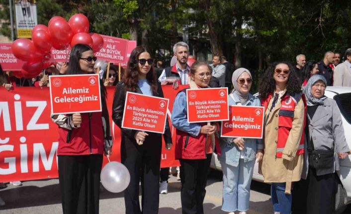 Niğde’de Aile Yılı yürüyüşü gerçekleştirildi