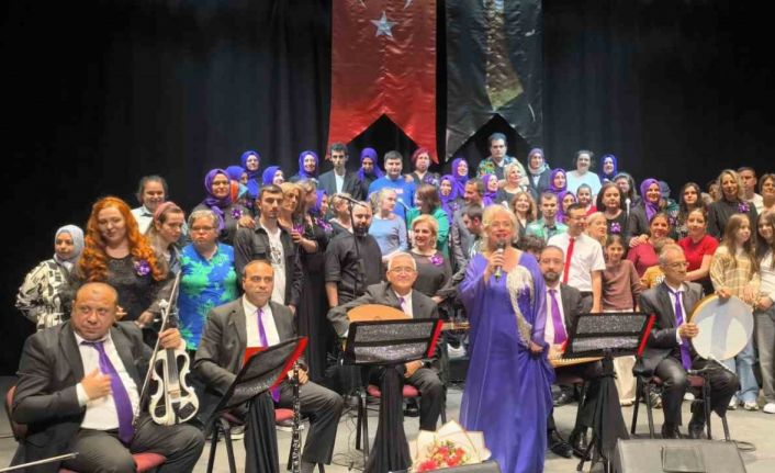 Otizm Anneler Korosu’ndan muhteşem konser