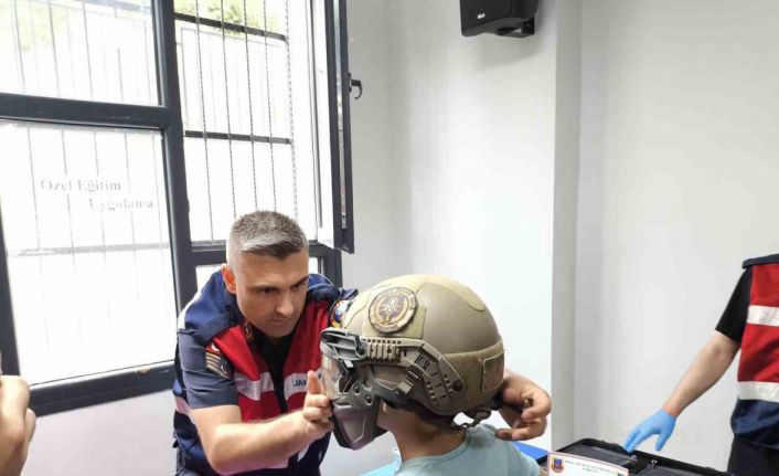 Özel bireyler, jandarmanın araç ve teçhizatlarını tanıdı