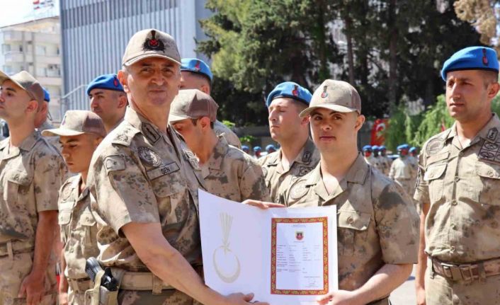 Özel ihtiyaçlı bireyler askerlik hayalini gerçekleştirdi