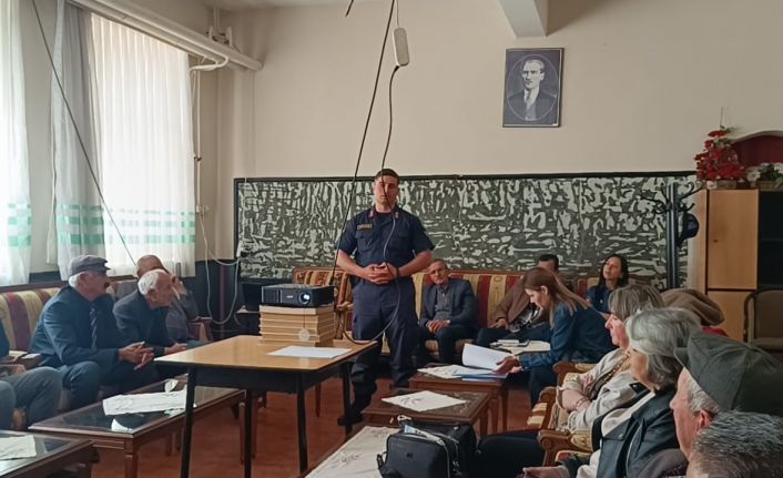 Pazaryeri’nde muhtarlara yönelik hizmet içi eğitim programı düzenlendi