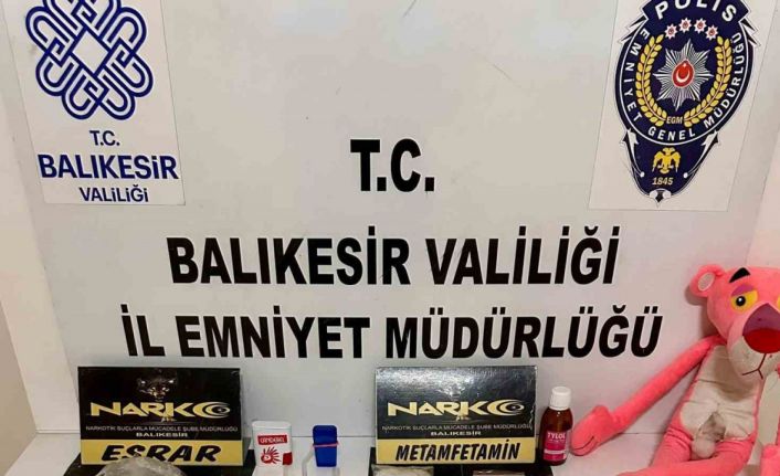 Pembe panterin içinden uyuşturucu çıktı