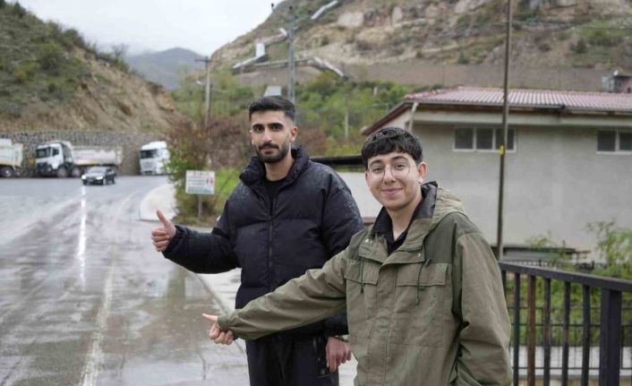 Rektöre "Dayı" diyen üniversite öğrencisi yaşadığı o komik anları anlattı