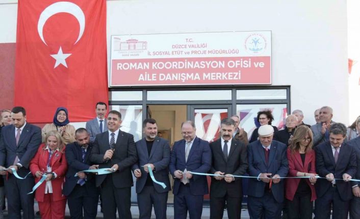 Romanlar Hıdırıllezi kutladı. konserle coştu