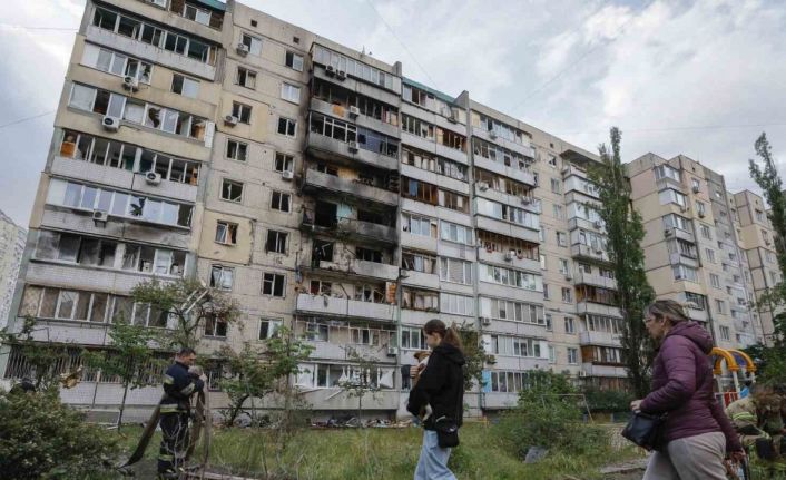 Rus ordusundan Kiev’e saldırı: 15 yaralı