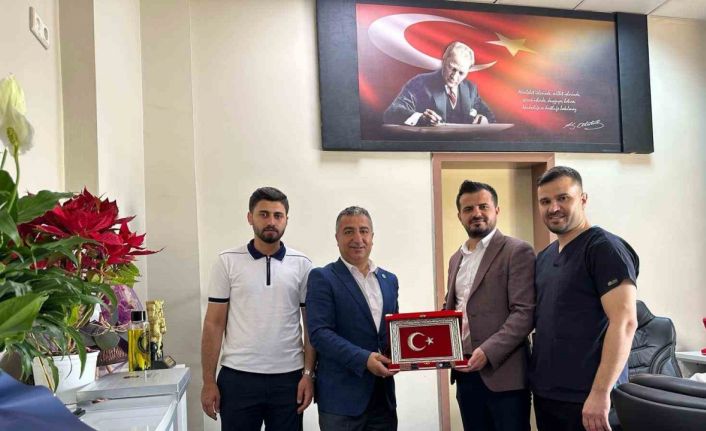 Sağlık-Sen temsilcisi Silopi Devlet Hastanesi’nde sağlık personeli ile bir araya geldi