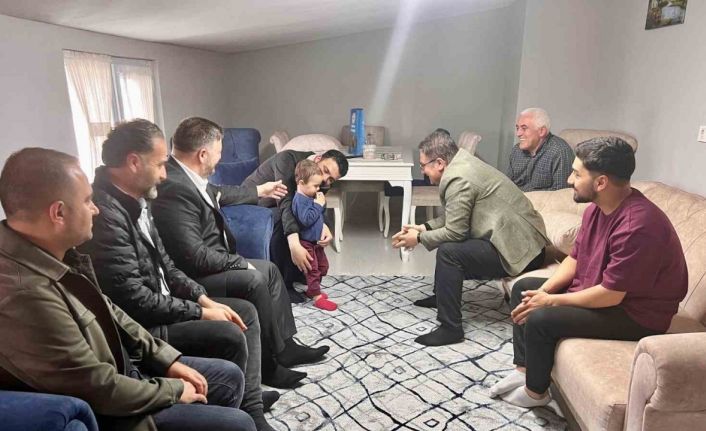 Sancaktepe Kaymakamı Naif Yavuz’dan anlamlı ziyaret: Kanseri yenen Ali Asaf’a destek ve moral