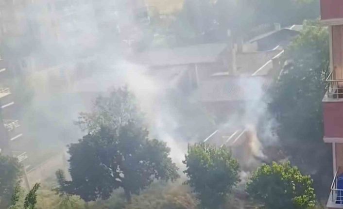 Siirt’te gecekondu yangını