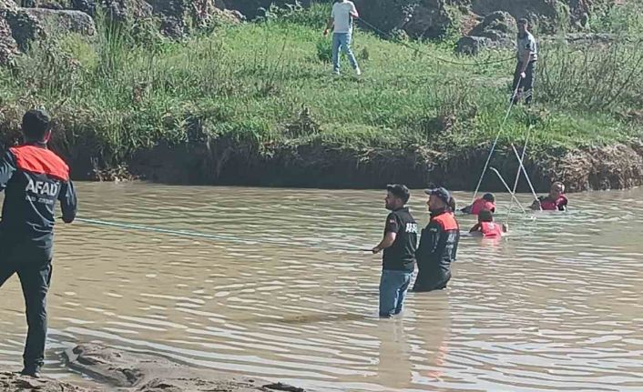 Siirt’te Kezer Çayı’nda kaybolan çocuk için arama çalışmaları başlatıldı