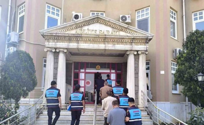 Sit alanında kazı yapan 4 kişi suçüstü yakalandı