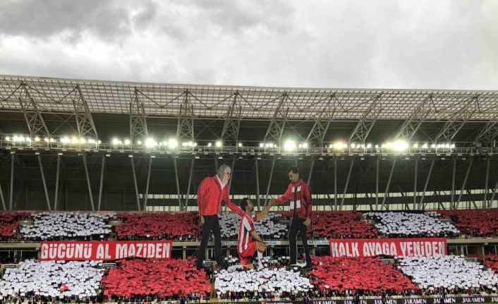 Sivasspor taraftarlarından koreografi