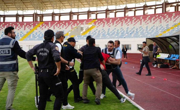 Son dakika golü sahayı karıştırdı, olaylara çevik kuvvet müdahale etti