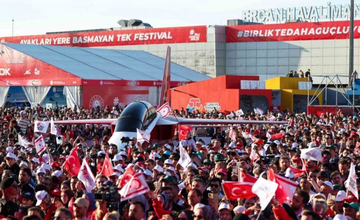 TBMM Başkanı Kurtulmuş: "KKTC’de, kalpleri büyük Türkiye hayaliyle atan gençlerimizle bir araya geldik"