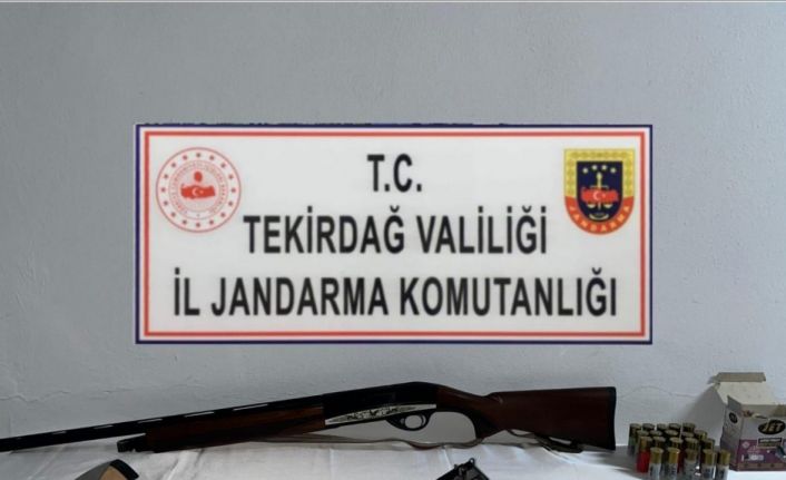 Tekirdağ’da jandarmadan uyuşturucu ve silah operasyonları