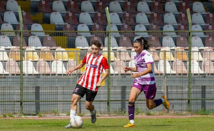 TFF Kadınlar 3. Ligi’nde Bandırmagücü Spor Kulübü yarı finale yükseldi