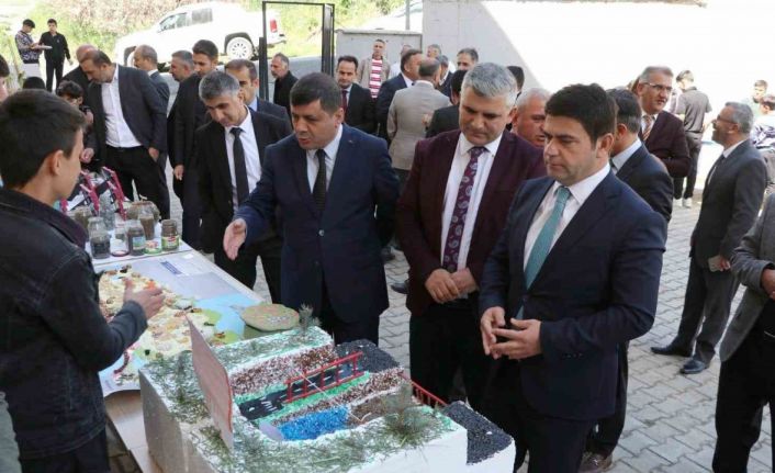 TOBB Hüseyin Çelik Anadolu İmam Hatip Lisesinden festival coşkusu