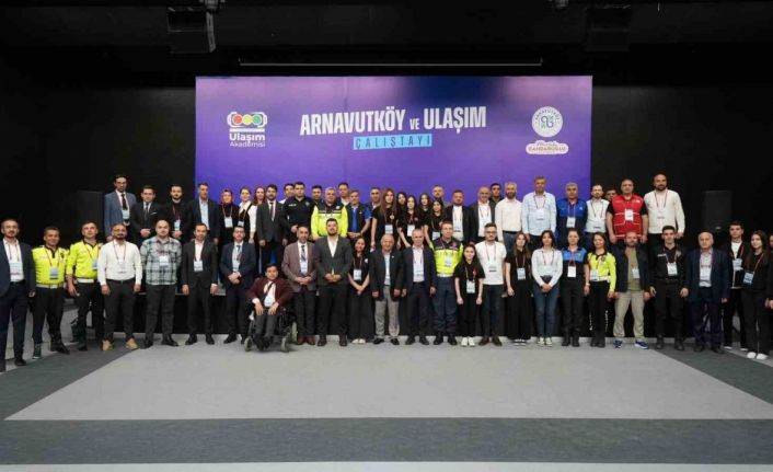 Trafik haftasında Arnavutköy Belediyesinden: Ulaşım Sempozyumu ve Çalıştayı gerçekleştirildi