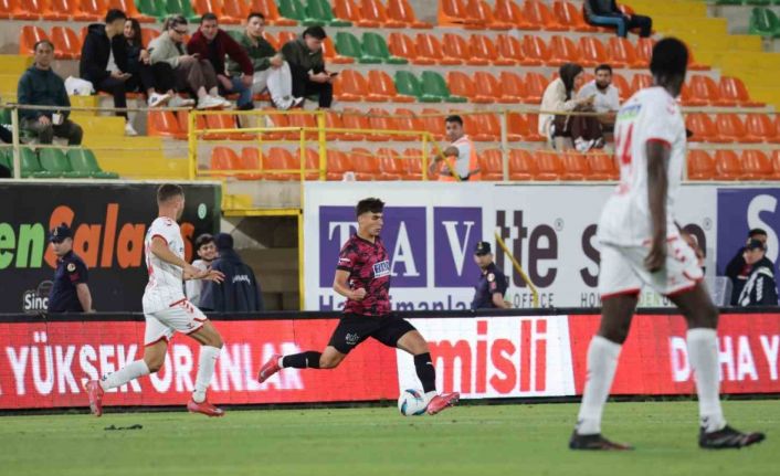 Trendyol Süper Lig: Alanyaspor: 2 - Sivasspor: 0 (Maç sonucu)