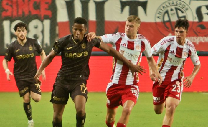 Trendyol Süper Lig: Antalyaspor: 0 - Trabzonspor: 2 (Maç sonucu)