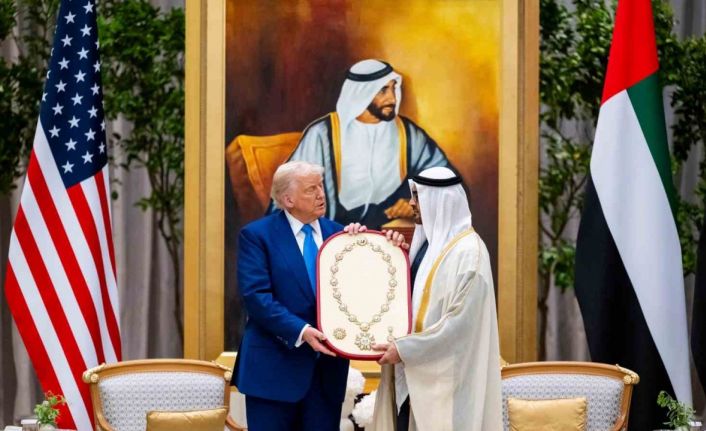 Trump: "İran’a teklif sunduk. Hızlı hareket etmeliler, aksi takdirde kötü bir şey olacak"