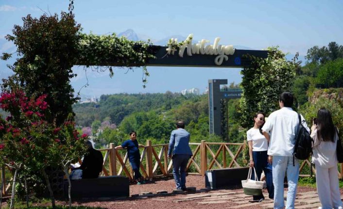 Turizmci’nin bayram planı ’bekle gör’ taktiği