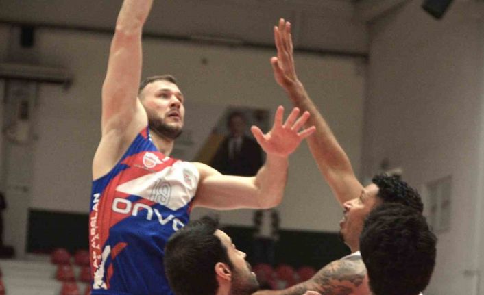 Türkiye Sigorta Basketbol Süper Ligi: Aliağa Petkimspor: 83 - Onvo Büyükçekmece : 82