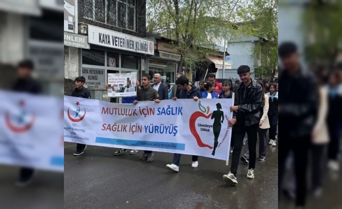 Tutak’ta vatandaşlar sağlık  için yürüdü