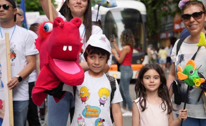 Uluslararası Eskişehir Çocuk, Gençlik ve Kukla Tiyatroları Festivali’nde görkemli açılış