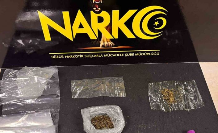 Uyuşturucu operasyonunda 4 kişi yakalandı