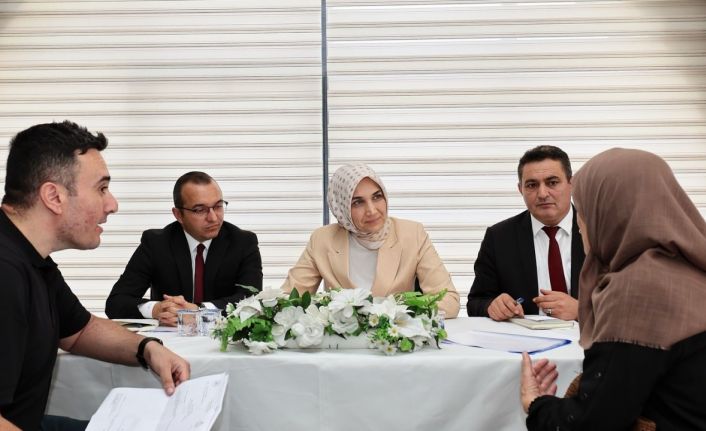 Vali Yiğitbaşı, Halk Günü Toplantısı’nda vatandaşları dinledi