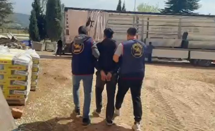 Van’da hırsızlık operasyonu: 8 gözaltı